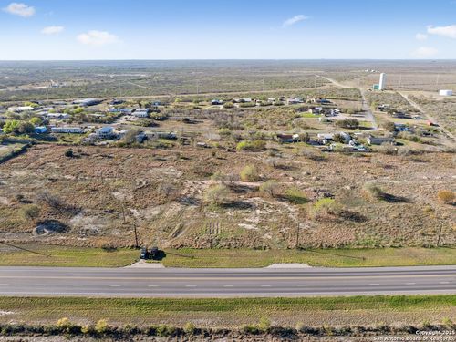 3187 Highway 72, Three Rivers, TX, 78071-3268 | Card Image