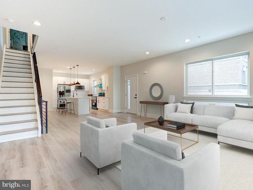 630 Moyer St, PHILADELPHIA, PA, 19125-3419 | Card Image