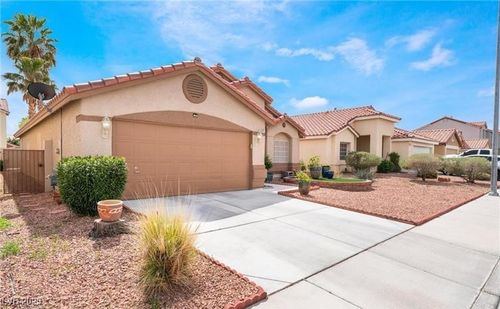 5121 Backwoodsman Ave, Las Vegas, NV, 89130-1593 | Card Image