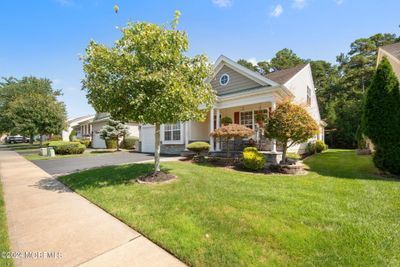 29 Vineyard Way, Home with 3 bedrooms, 3 bathrooms and null parking in Barnegat NJ | Image 2