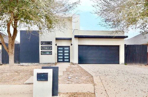 2435 E 7th Ave, Mission, TX, 78572-1946 | Card Image