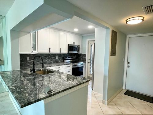 202-801 N Ocean Blvd, Pompano Beach, FL, 33062-4054 | Card Image