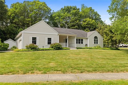 240 Mulberry Dr, South Kingstown, RI, 02879-1499 | Card Image