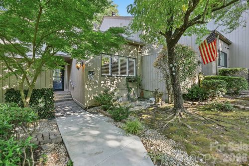 125 Pine Grove Cir, Lake Wylie, SC, 29710-8943 | Card Image