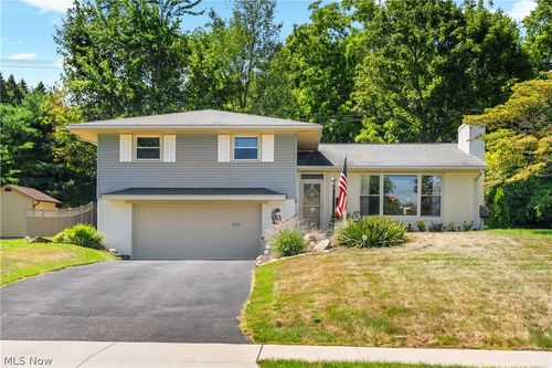 543 36th St Nw, Canton, OH, 44709-3039 | Card Image