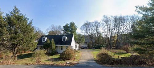 764 Central Ave, Needham, MA, 02492-2009 | Card Image