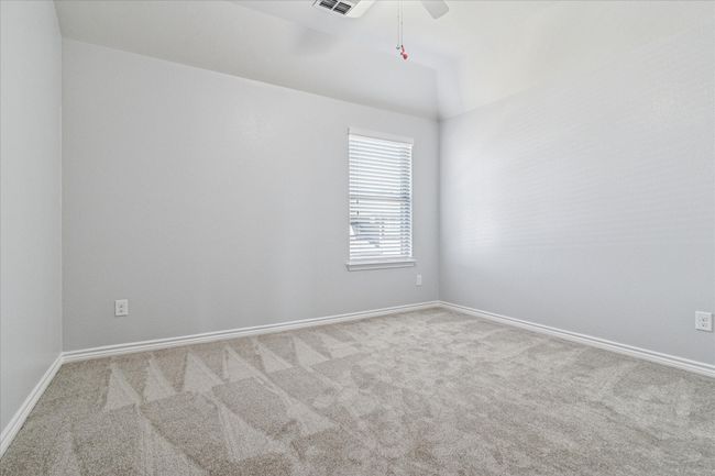 Upstairs bedroom | Image 26
