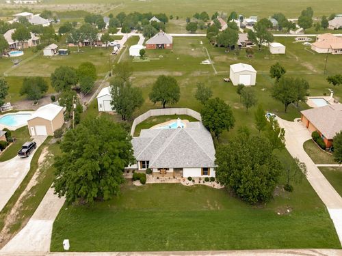 209 Schreiber Dr, Haslet, TX, 76052-4024 | Card Image