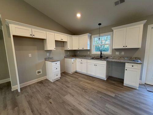 817 W Smith Street, Gaffney, SC, 29341 | Card Image