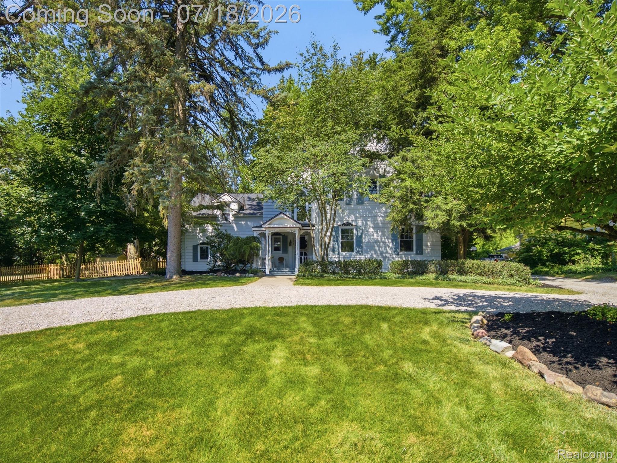 Residential in Bloomfield Hills 2