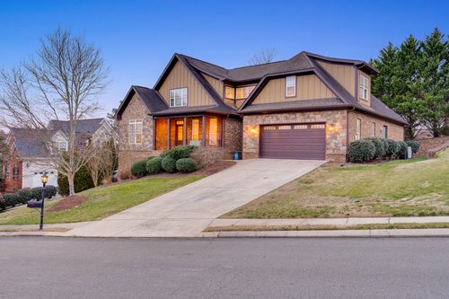 8956 Wandering Way, Ooltewah, TN, 37363-5691 | Card Image