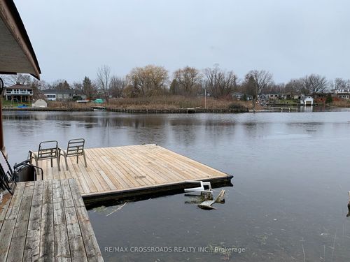 101 Riveredge Dr, Keswick, ON, L4P2P2 | Card Image