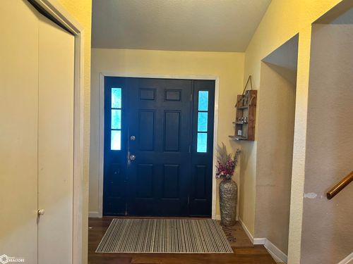912 Country Lane Dr, Keosauqua, IA, 52565-1061 | Card Image