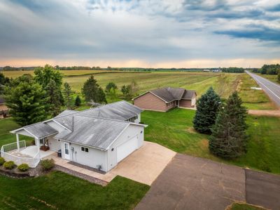 516 2nd Street Nw, House other with 3 bedrooms, 1 bathrooms and null parking in Hinckley MN | Image 1