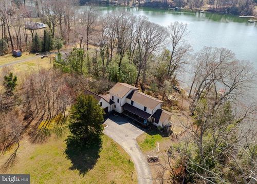 44731 Smiths Nursery Rd, HOLLYWOOD, MD, 20636-2926 | Card Image