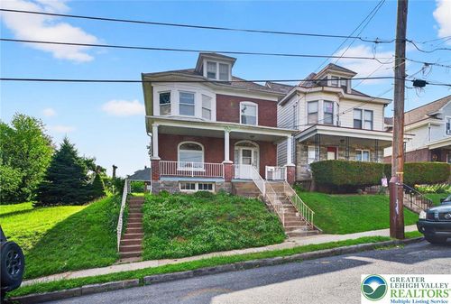 132 James St, EASTON, PA, 18042-6220 | Card Image