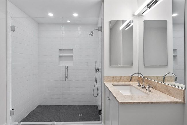 21 - 21 Bedford Rd, House attached with 4 bedrooms, 4 bathrooms and 2 parking in Carlisle MA | Image 9