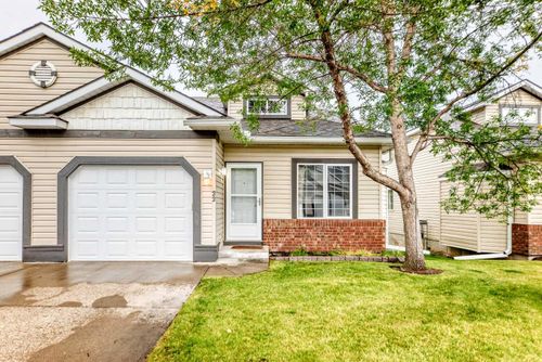 22 Somervale Pt Sw, Calgary, AB, T2Y3K4 | Card Image