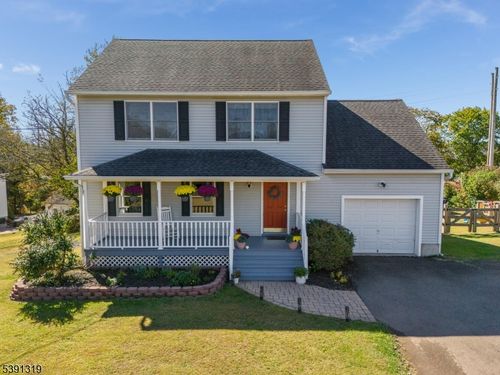 16 Chestnut Ave, Frenchtown, NJ, 08825-1003 | Card Image