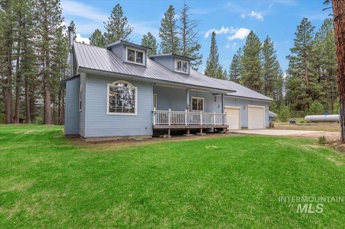 42 Hiatt Cir, Idaho City, ID, 83631-4208 | Card Image