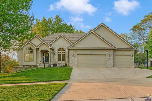 5956 Sw Clarion Ln, Topeka, KS, 66610-1226 | Card Image