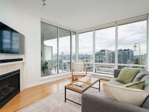 912-160 Wilson St, Victoria, BC, V9A7P9 | Card Image