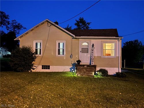 4828 Damon Ave Nw, Warren, OH, 44483-1318 | Card Image