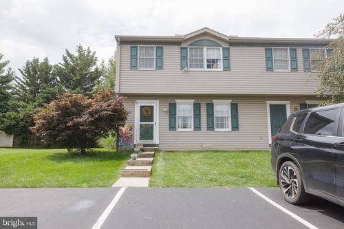 3022 Oak Dr, SINKING SPRING, PA, 19608-2113 | Card Image