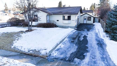 4044 50 Ave, Innisfail, AB, T4G1J3 | Card Image