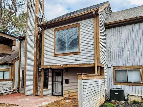 95 Willowick Dr, Lithonia, GA, 30038-1700 | Card Image