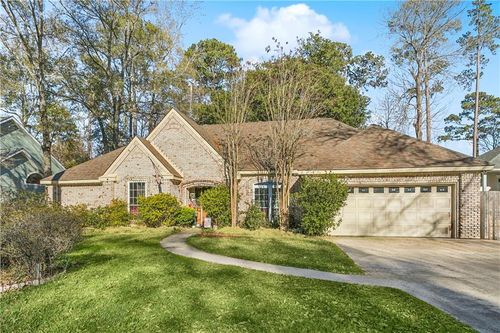 255 Lotus Dr S, Mandeville, LA, 70471-2887 | Card Image