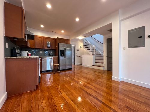 2-2 Mount Pleasant Pl, Boston, MA, 02119-3370 | Card Image