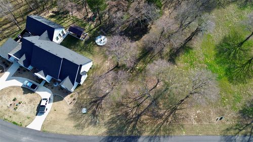 8021 Ponwar Dr, Fort Worth, TX, 76131-1560 | Card Image