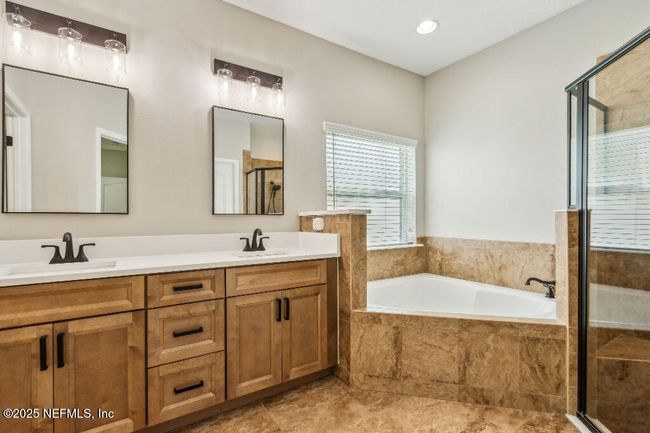 4929 Creek Bluff Ln, House other with 4 bedrooms, 4 bathrooms and null parking in Middleburg FL | Image 16