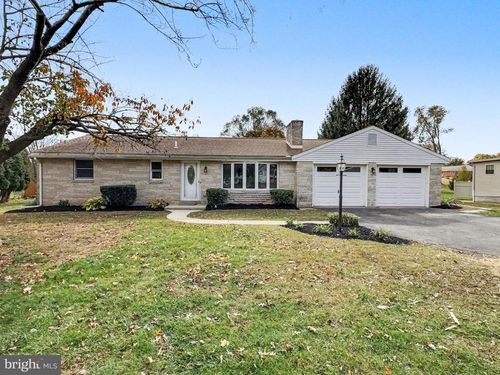 924 Wertzville Rd, ENOLA, PA, 17025-1835 | Card Image