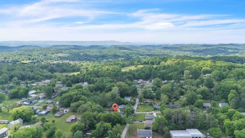 1526 W View St, Athens, TN, 37303-4079 | Card Image