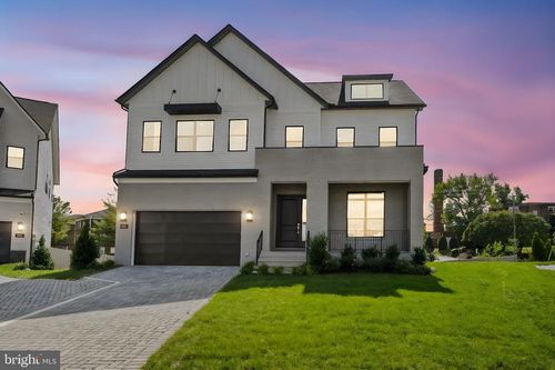 841 N Manchester St, ARLINGTON, VA, 22205-1661 | Card Image