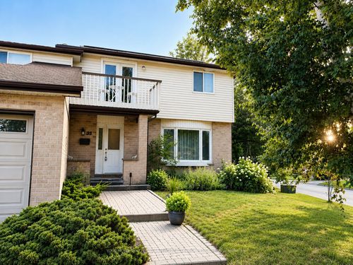 35 Glenridge Rd, Barrie, ON, L4N2X9 | Card Image