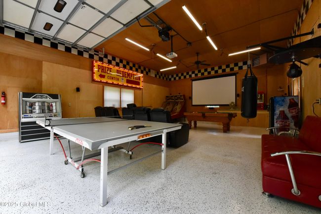 1370 Garage/ Game Rm | Image 10