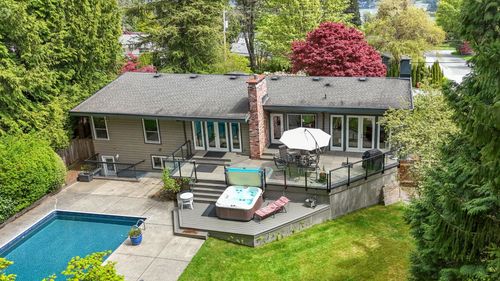 871 Fairway Dr, North Vancouver, BC, V7G1Z5 | Card Image