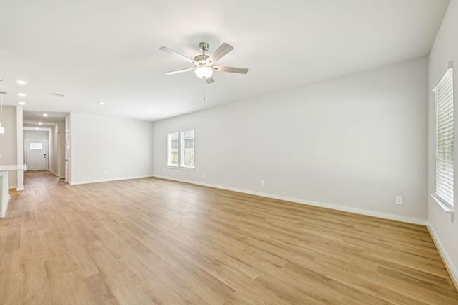 18346 Landing Meadows Ln, House other with 5 bedrooms, 4 bathrooms and 2 parking in New Caney TX | Image 18