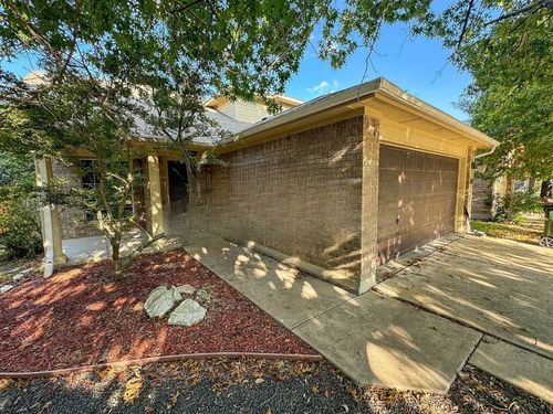 7701 Peabody Dr, Austin, TX, 78729-8011 | Card Image