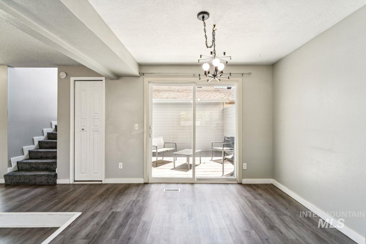 Residential in Meridian 4