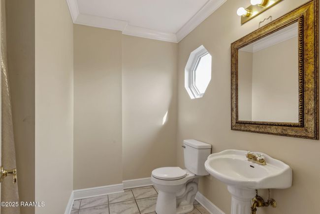 22-web-or-mls-111 Georgetown Loop-22 | Image 22