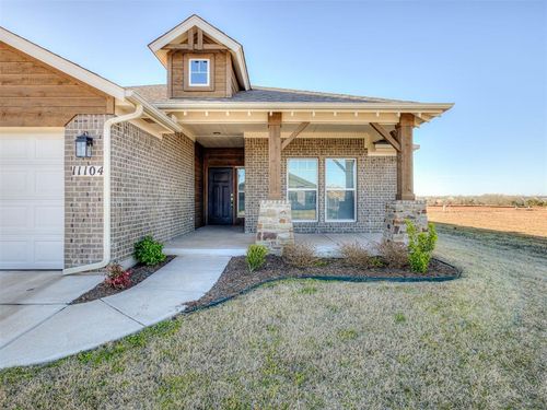 11104 Nw 131st St, Yukon, OK, 73099-9492 | Card Image