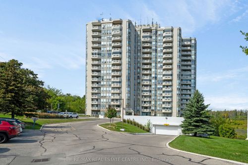 709-20 Mcfarlane Dr, Halton Hills, ON, L7G5J8 | Card Image