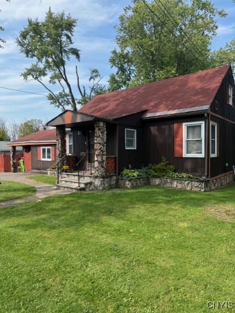 Brookfield Rd, Syracuse, NY 13211