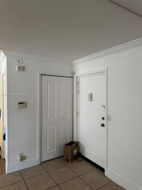 apt-108-2201 Nw 41st Ave, Lauderhill, FL, 33313-7016 | Card Image