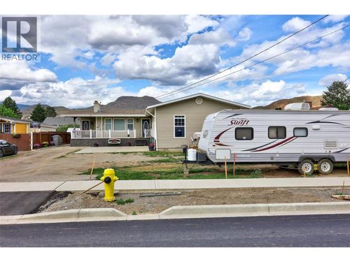 2550 Tranquille Rd, Kamloops, BC, V2B3N8 | Card Image