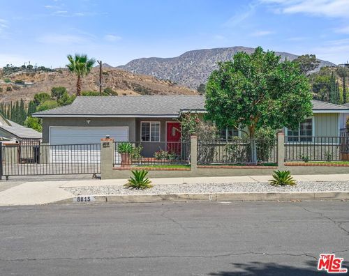 8015 Grove St, Sunland, CA, 91040 | Card Image